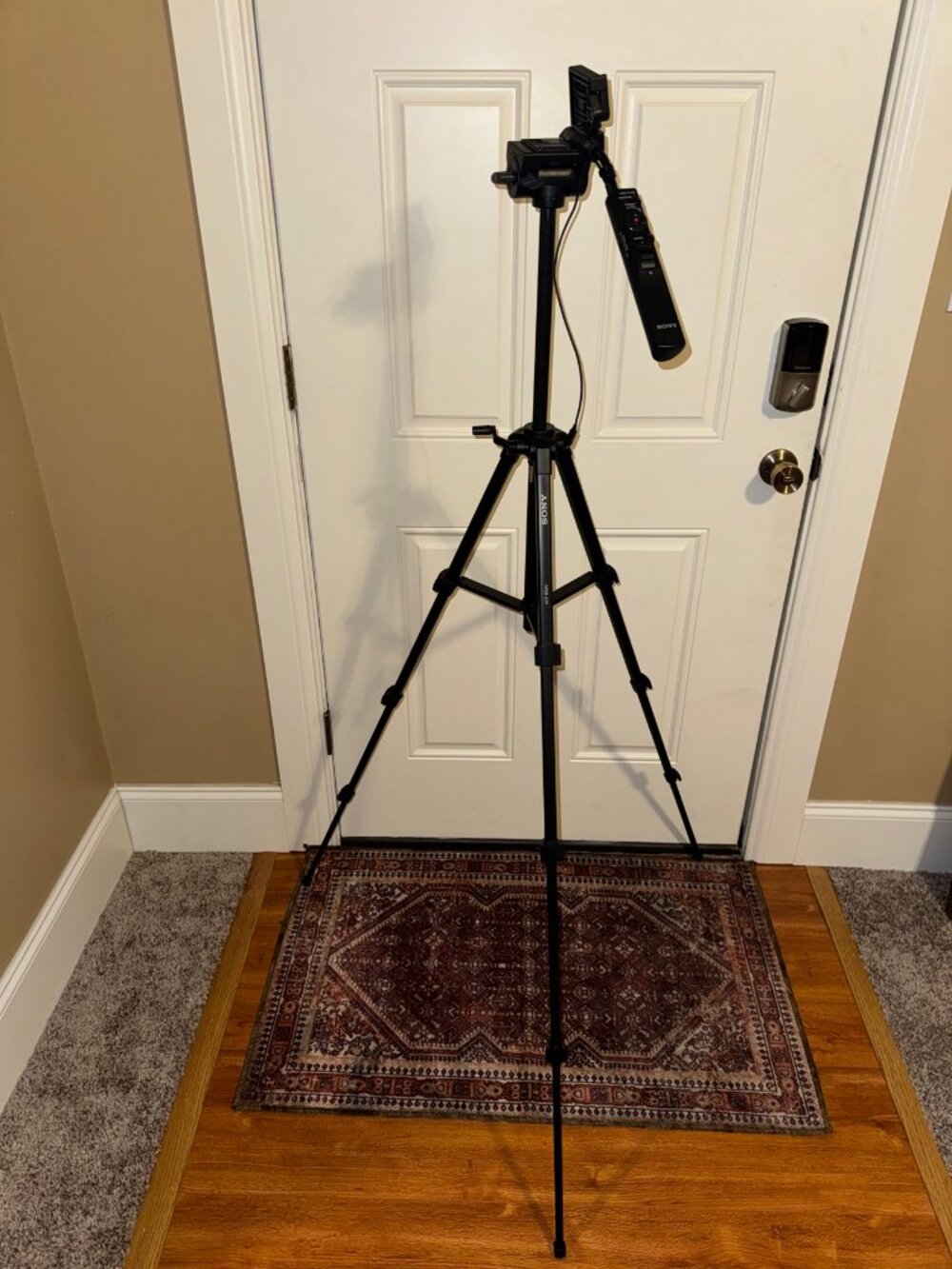 Sony VCT-60AV Remote Control Tripod for Handycam Camcorder with Bag & Manual